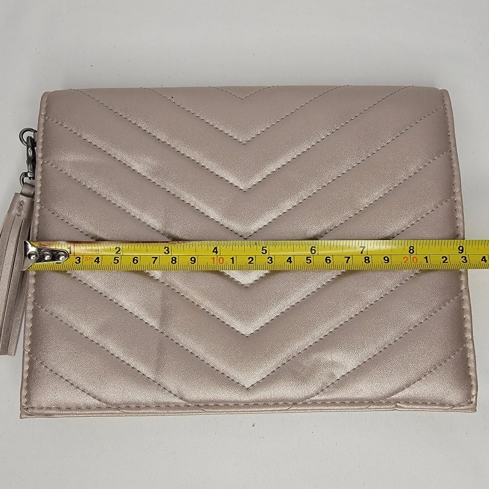 Neiman Marcus Elegant Metallic‎ Clutch